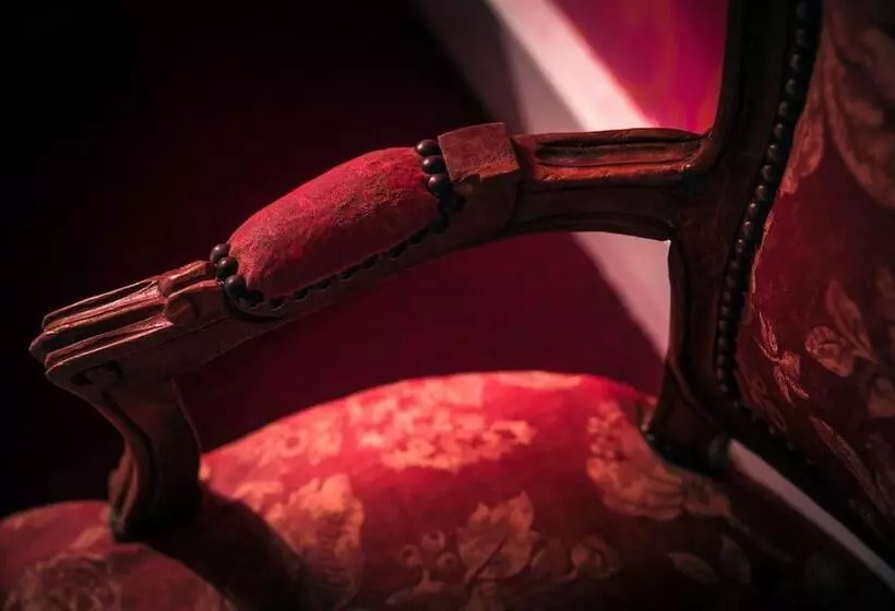 ホテル Des Deux Clefs