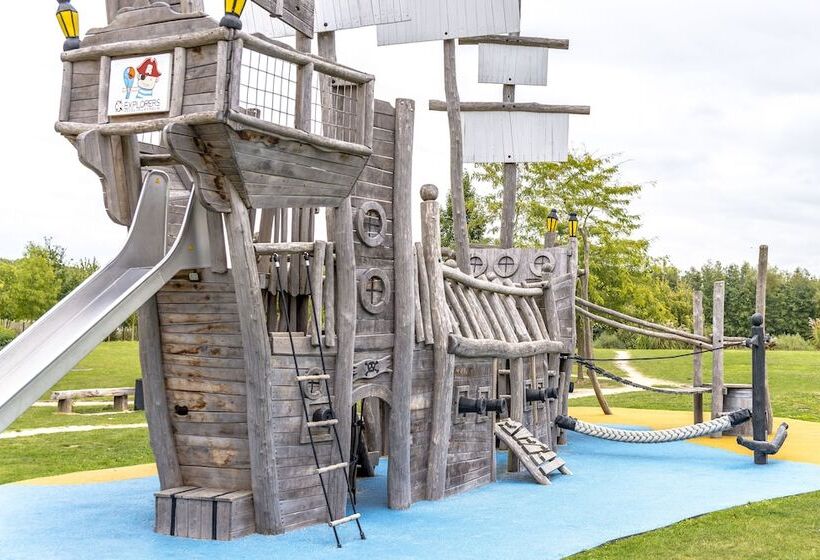 Explorers Hotel Marne La Vallée