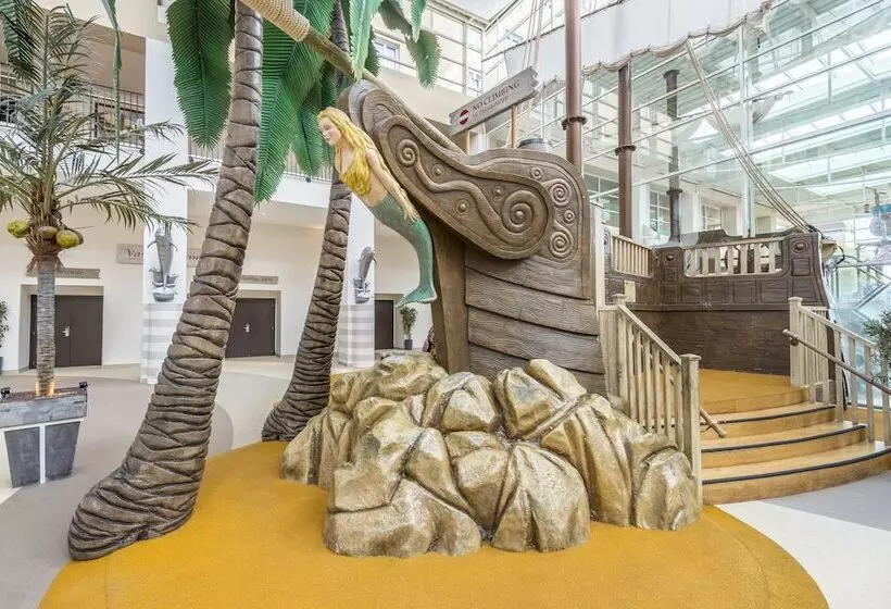 Explorers Hotel Marne La Vallée