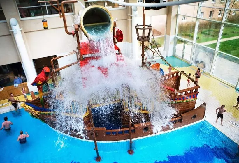 Explorers Hotel Marne La Vallée