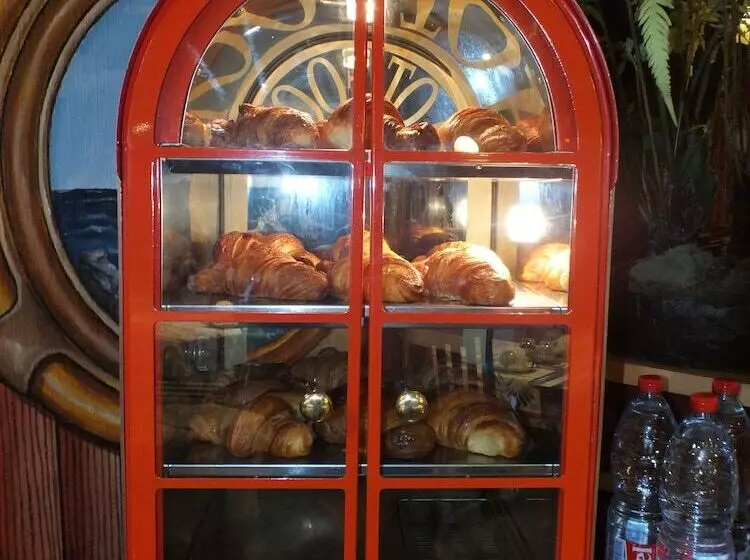 فندق Hôtel   Restaurant   Salon De Thé Le Beauséjour