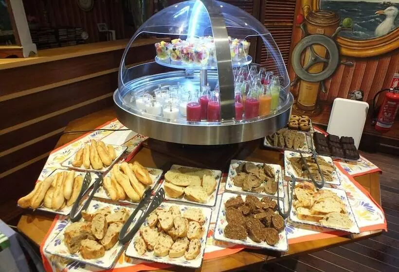 فندق Hôtel   Restaurant   Salon De Thé Le Beauséjour