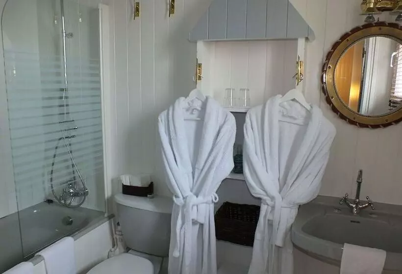 فندق Hôtel   Restaurant   Salon De Thé Le Beauséjour