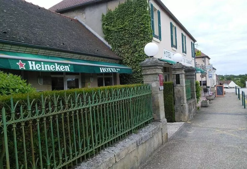 Hôtel Restaurant Bar Du Commerce   Kb Hotel Group