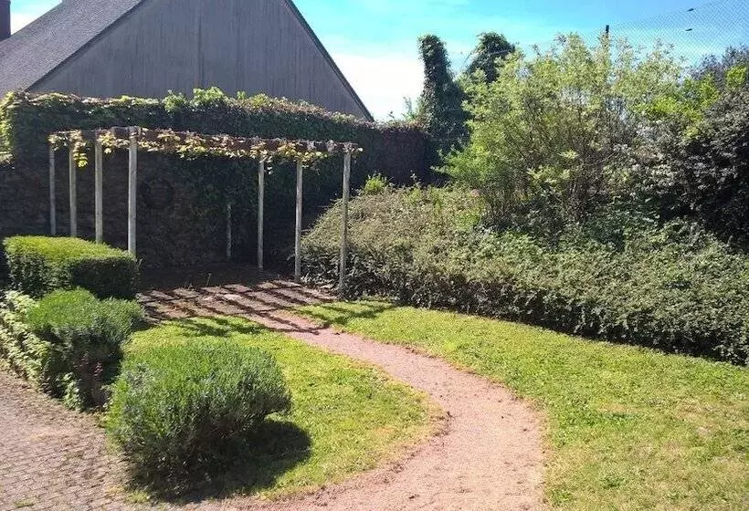 Hôtel Restaurant Bar Du Commerce   Kb Hotel Group