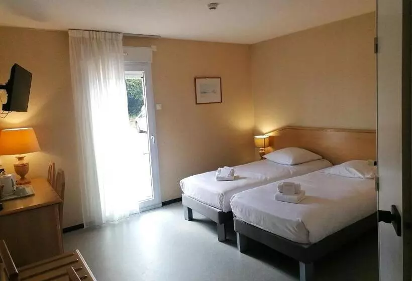 Hôtel Restaurant Bar Du Commerce   Kb Hotel Group