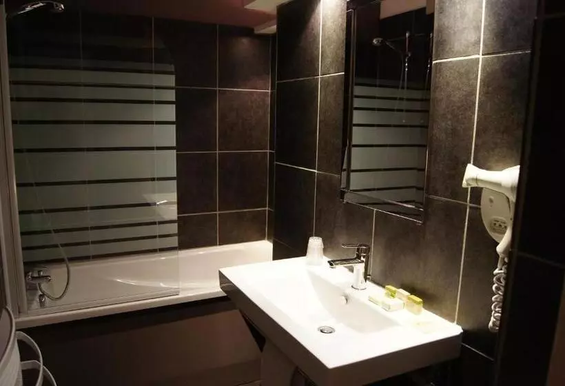 ホテル Logis La Ferme Du Vert