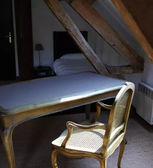 ホテル Logis La Ferme Du Vert