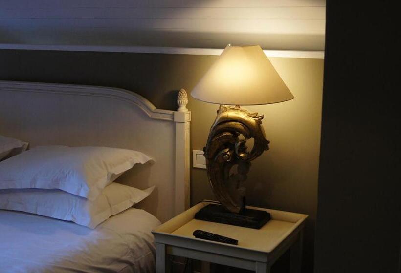 Hotel Logis La Ferme Du Vert