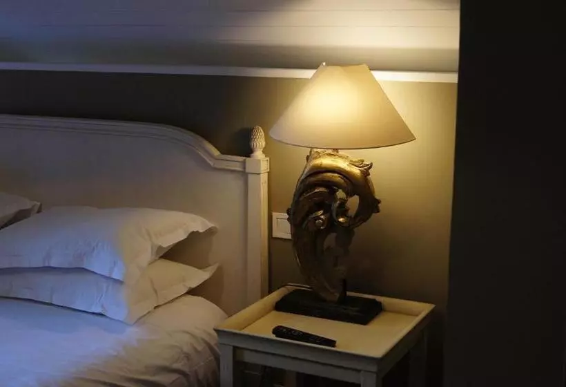 ホテル Logis La Ferme Du Vert