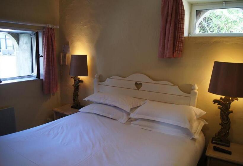 Hotel Logis La Ferme Du Vert