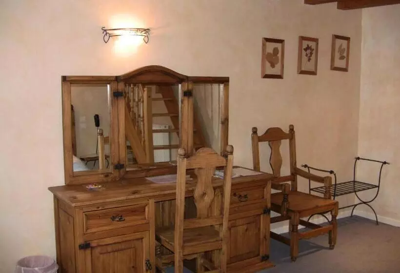 Отель Le Chalet Suisse