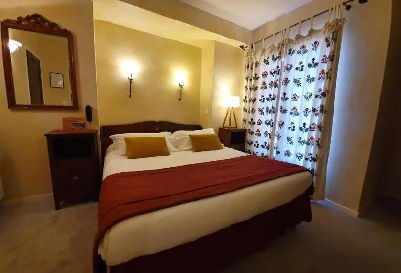 Отель Le Chalet Suisse