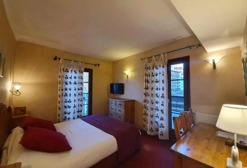 Отель Le Chalet Suisse