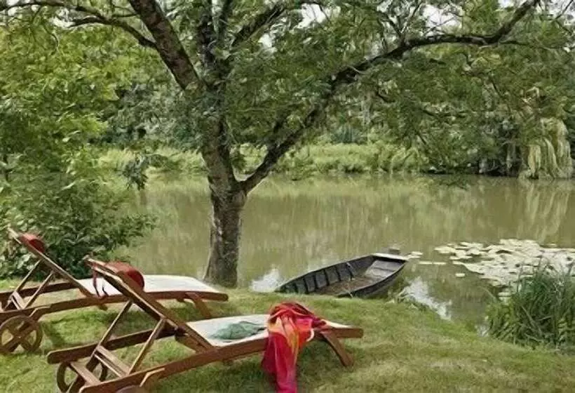 酒店 Logis Auberge De La Riviere