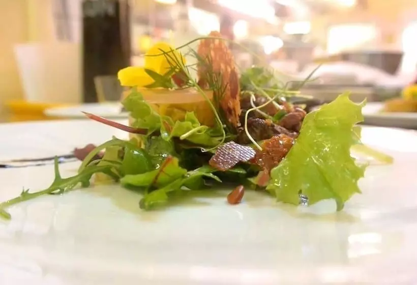 酒店 Logis Auberge De La Riviere