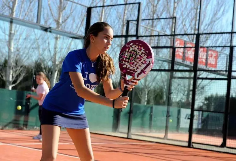 هتل Boutique Mas Passamaner