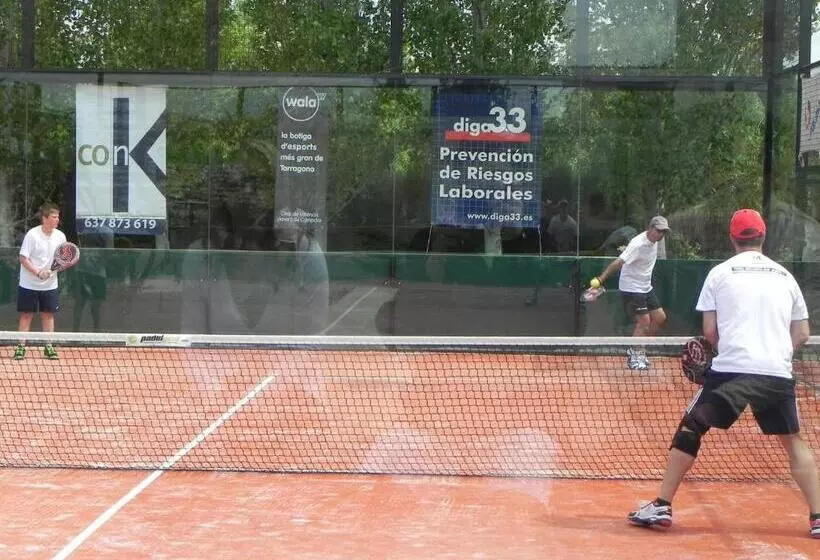 هتل Boutique Mas Passamaner