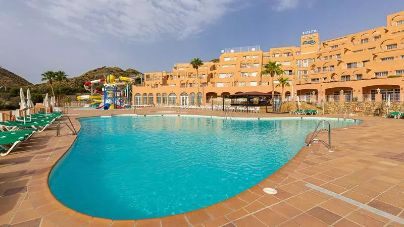 ホテル Playamojácar