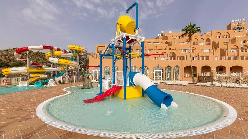 ホテル Playamojácar