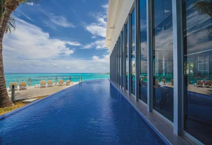 Hotel Riu Cancun - Adults Only - All Inclusive