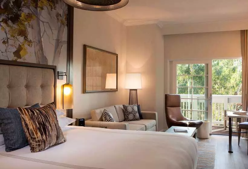 Отель River Terrace Inn, A Noble House