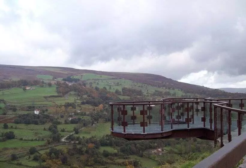 田舎風ホテル Aire De Ruesga