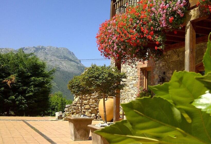 فندق ريفى Aire De Ruesga