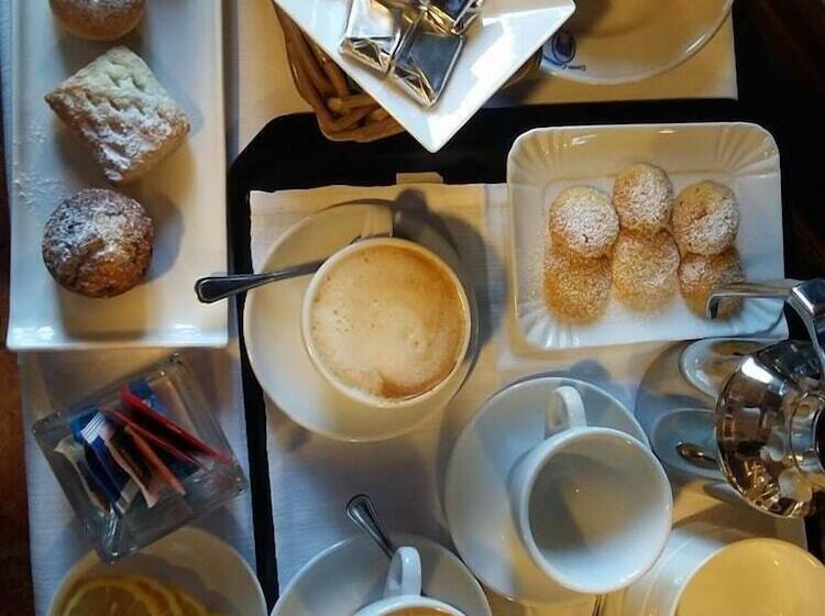 בית מלון כפרי Tenuta Larenzania