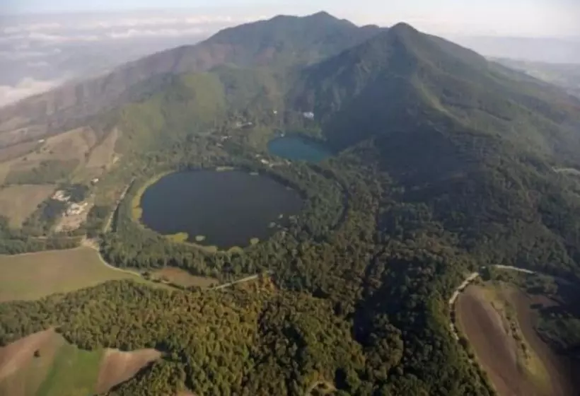 تختخواب و صبحانه La Bella Vista