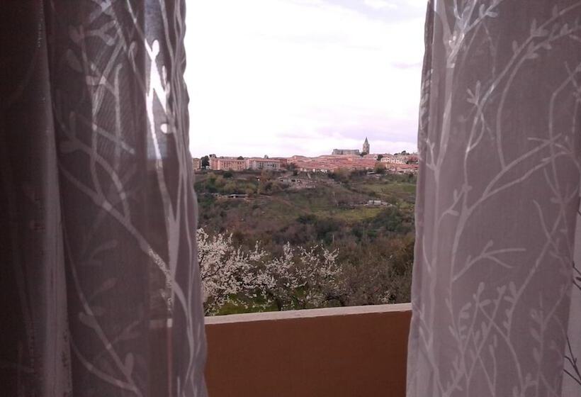 تختخواب و صبحانه La Bella Vista