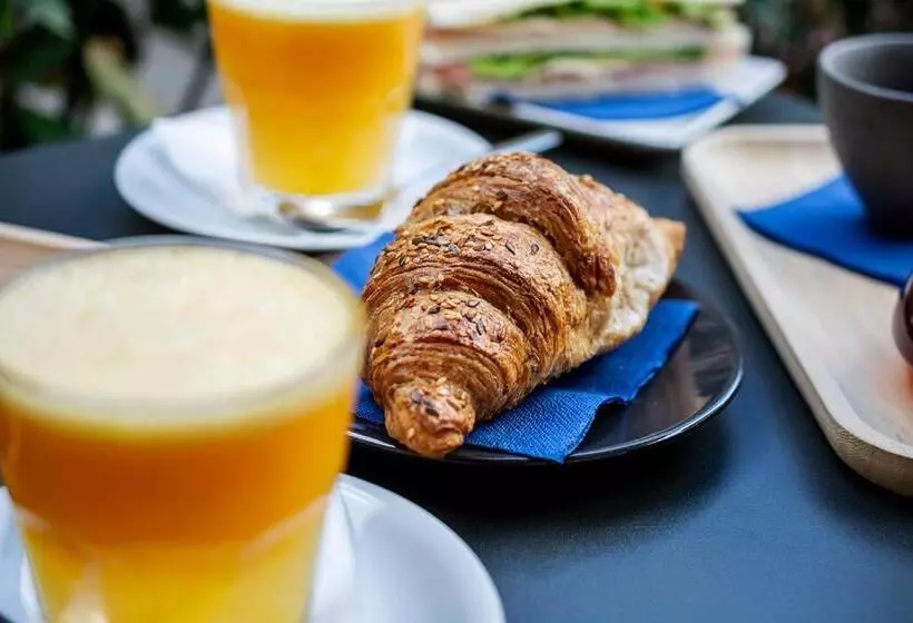 تختخواب و صبحانه La Lu Cozy Rooms