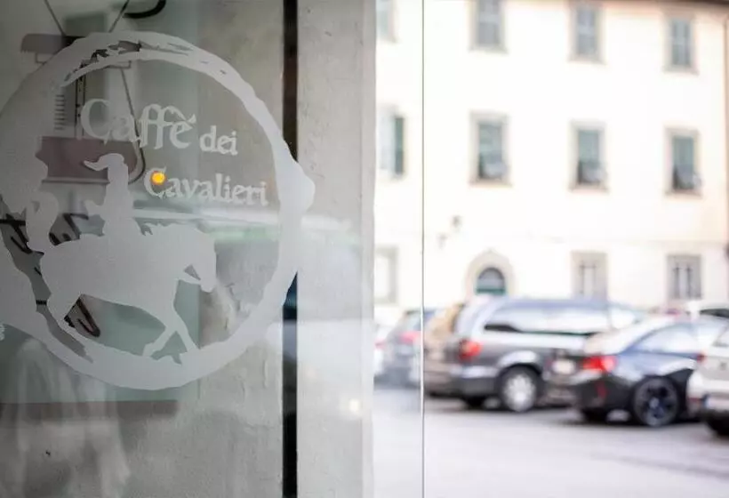 تختخواب و صبحانه La Lu Cozy Rooms