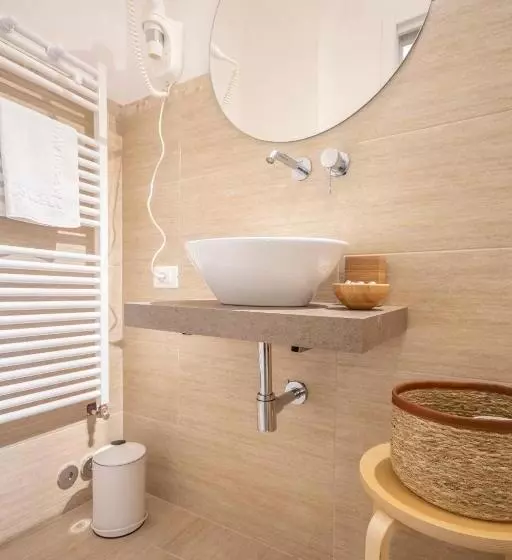 تختخواب و صبحانه La Lu Cozy Rooms