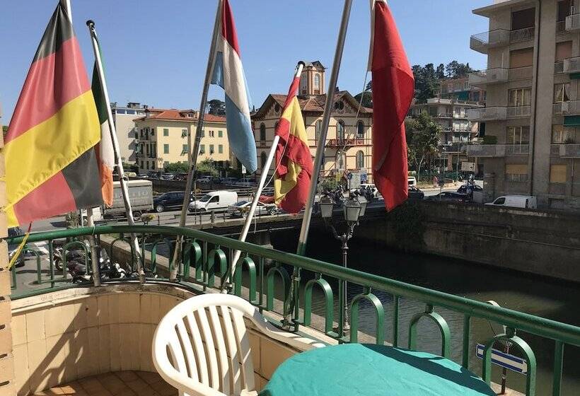 בית מלון כפרי Claridge