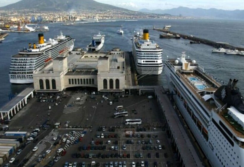 پانسیون Easyhomeinnaples