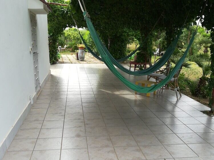 פנסיון Villa Due Trulli