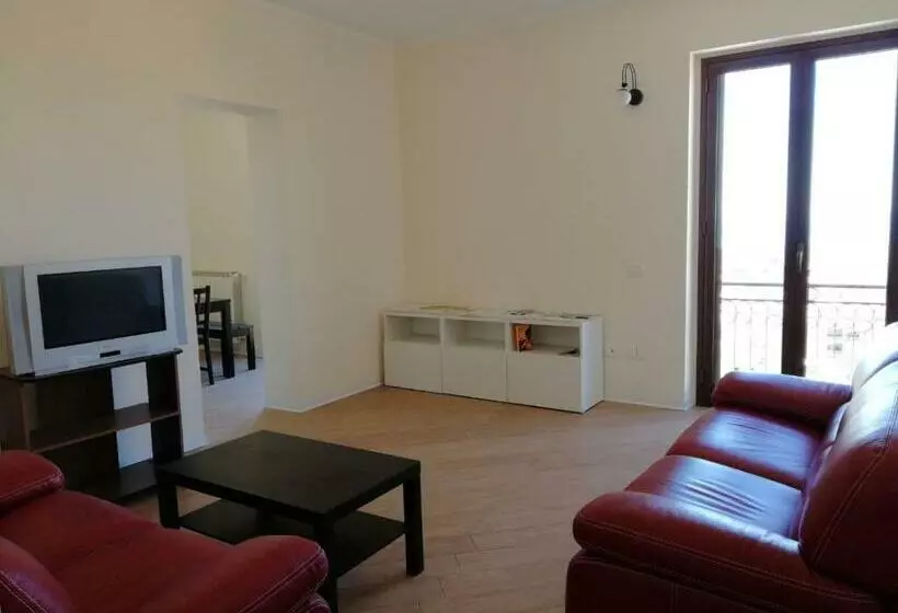 تختخواب و صبحانه Backpackers