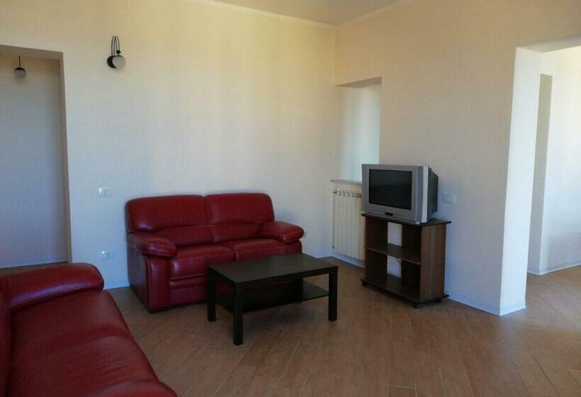 Bed and Breakfast Backpackers