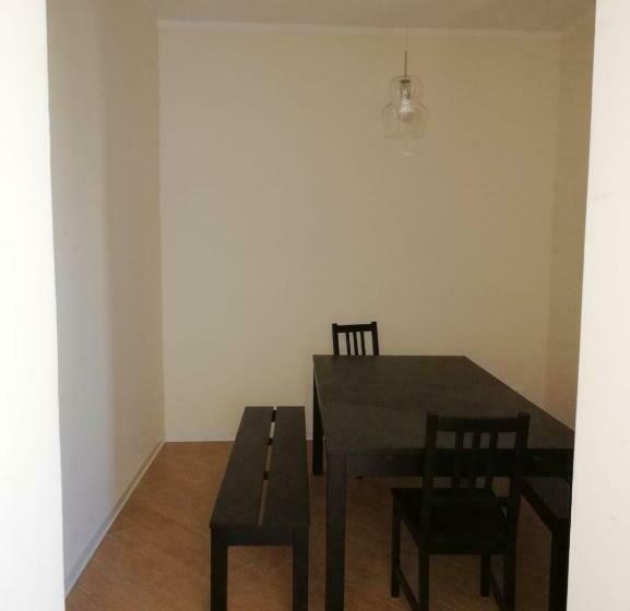 Bed and Breakfast Backpackers