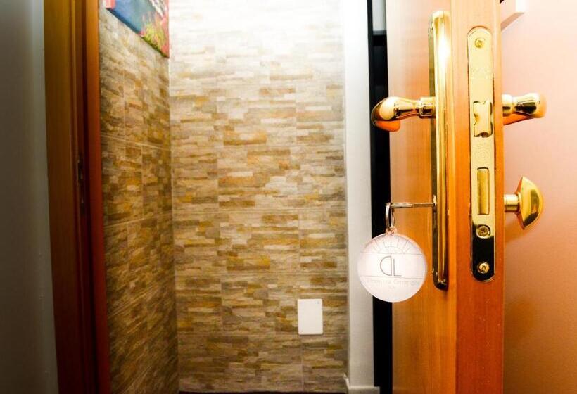 تختخواب و صبحانه Dimora Le Grottaglie