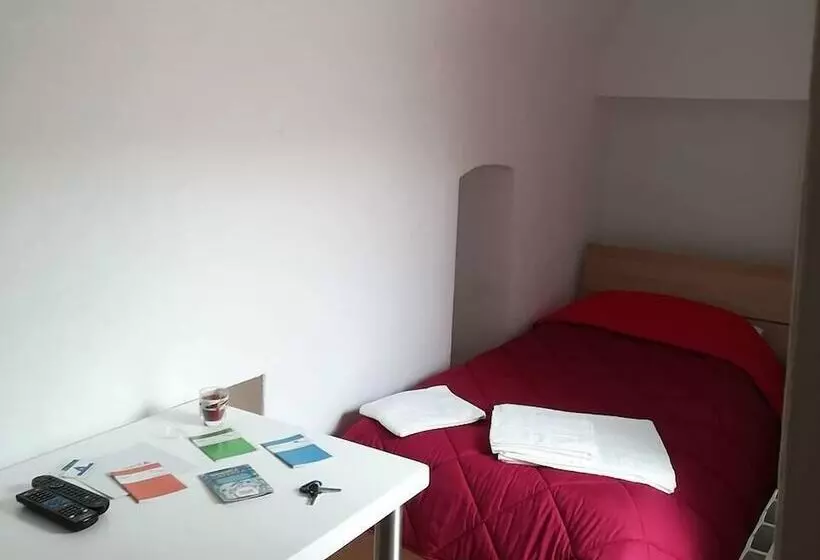 Aamiaismajoitus (B&B) Vico Marina