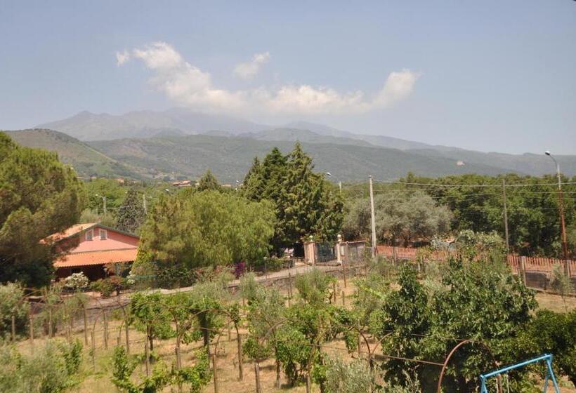 צימר Villa Carolea