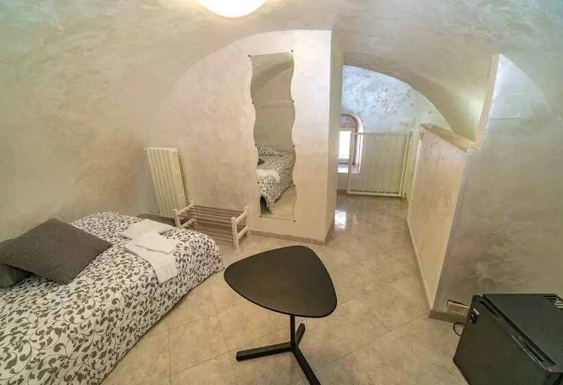 Majatalo Sopramonte House