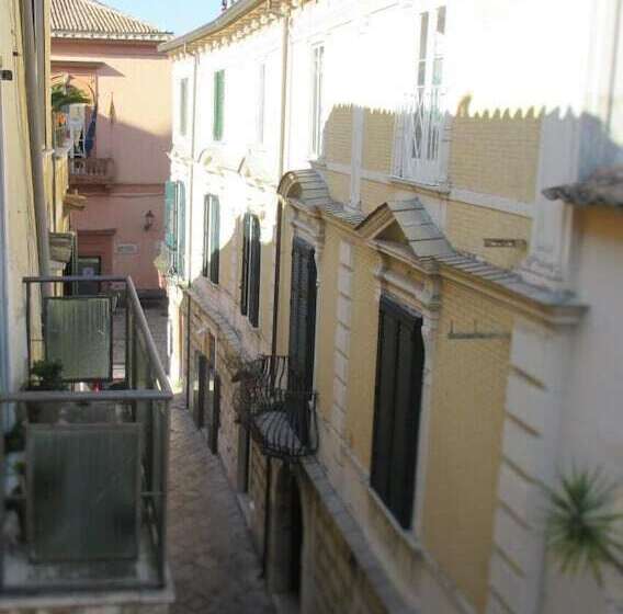 צימר La Terrazza Del Poeta