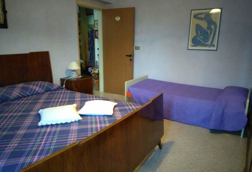 مبيت وإفطار Casa Laura