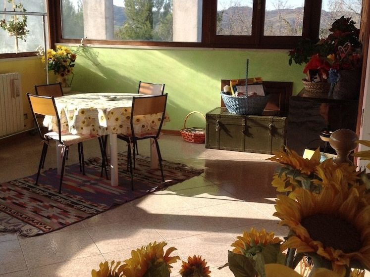 مبيت وإفطار Casa Laura