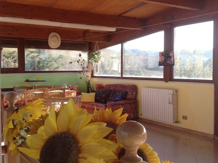 مبيت وإفطار Casa Laura