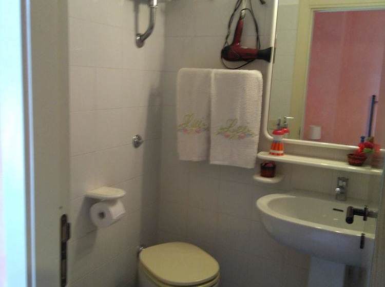 مبيت وإفطار Casa Laura