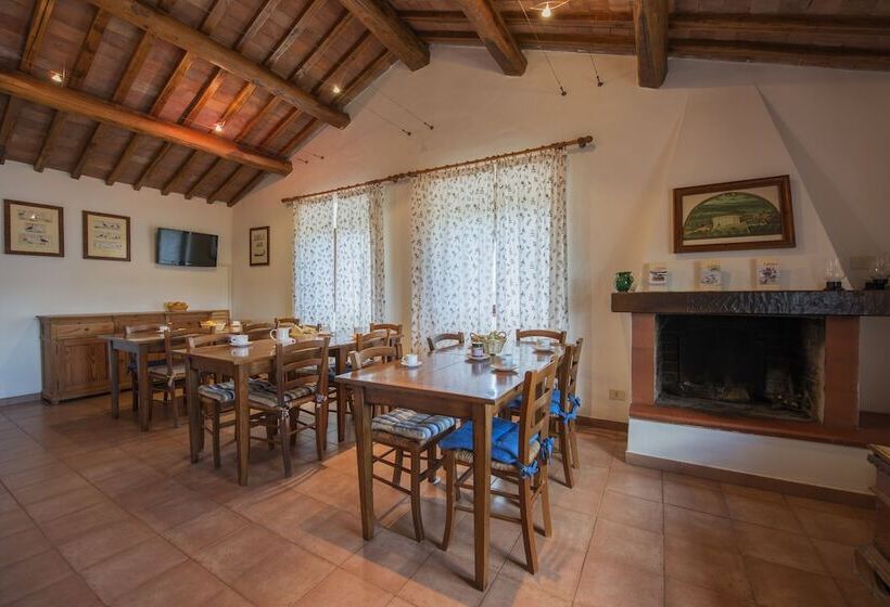 فندق ريفى La Selva